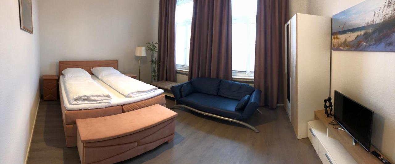 Apartmenthaus Am Bahnhof Detmold Exterior foto